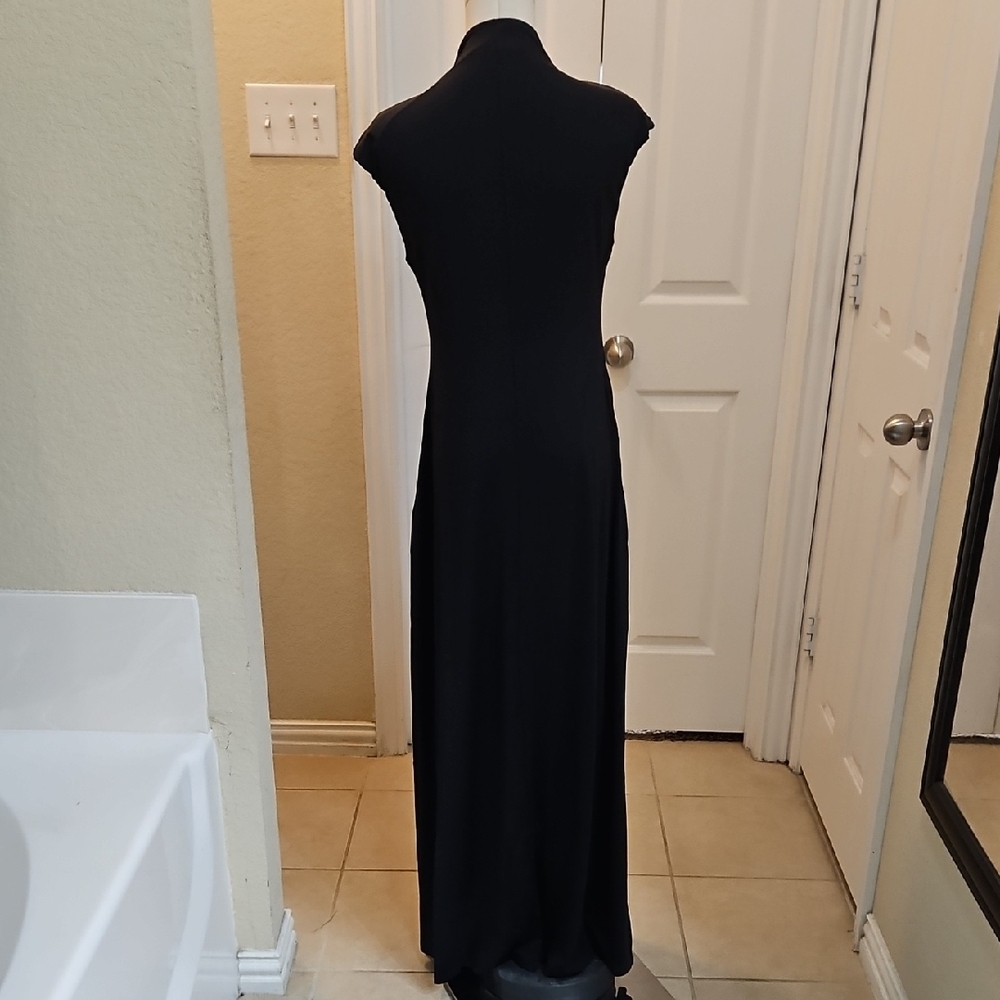 Sophisticated Black High Mock Neck Cap Sleeve Maxi Dress Size Medium - Picture 7 of 9